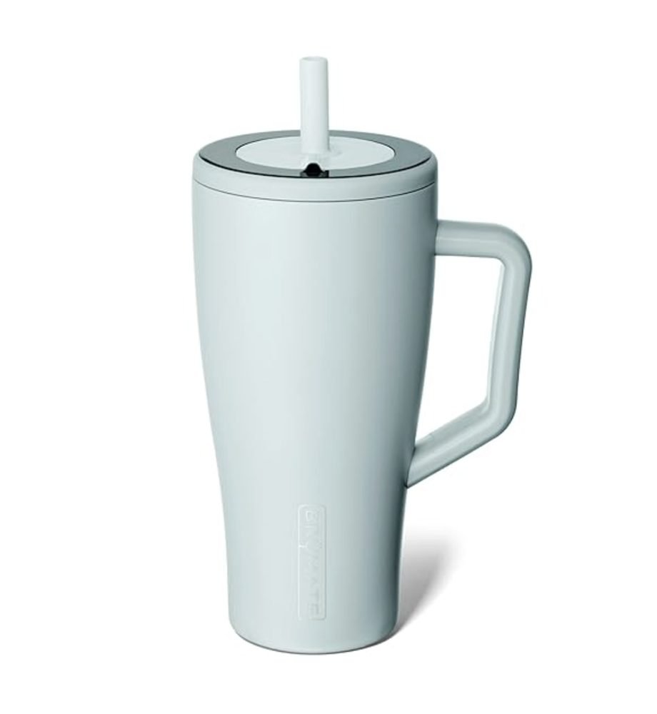 One-handed insulated water bottle